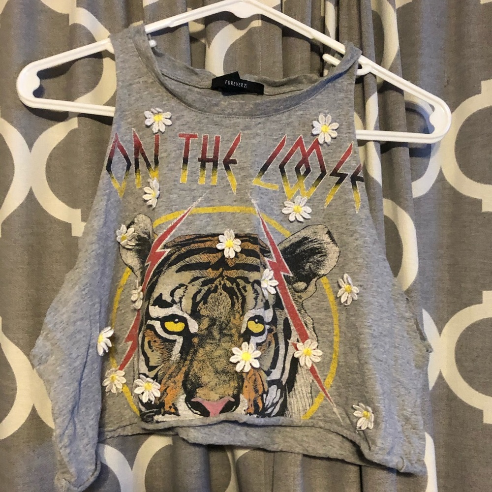 Crop top